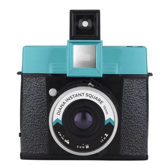 lomo diana instant square